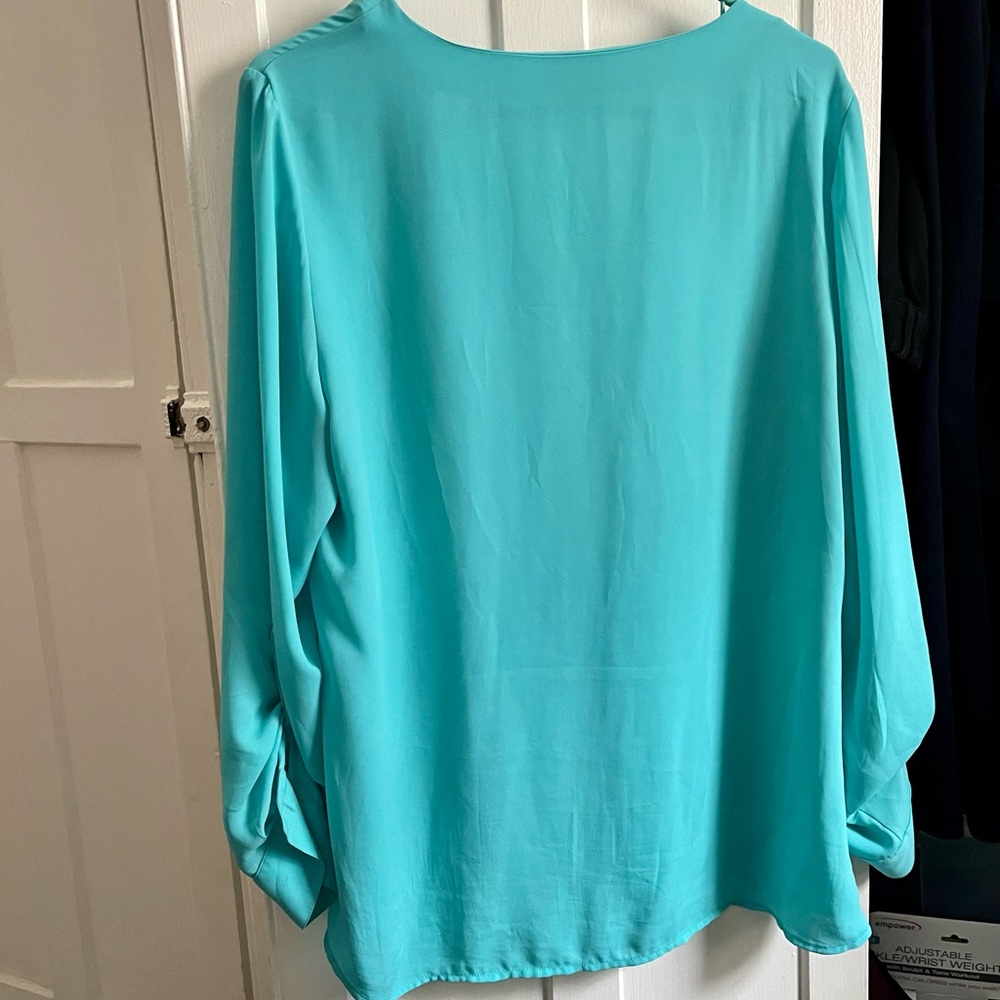 The Limited button down blouse - Picture 7 of 11